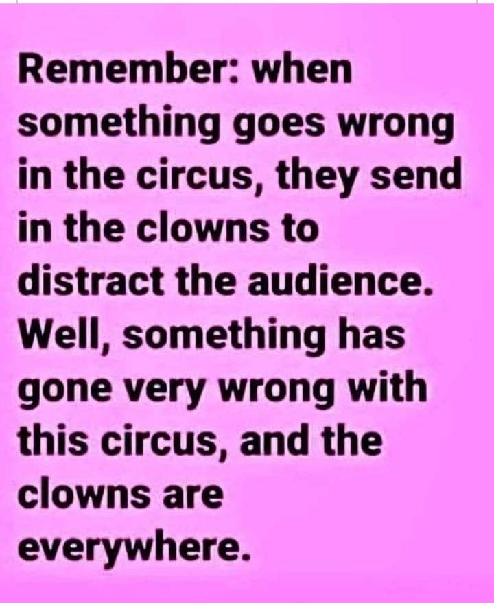 1871290612_5312023clowns.jpg